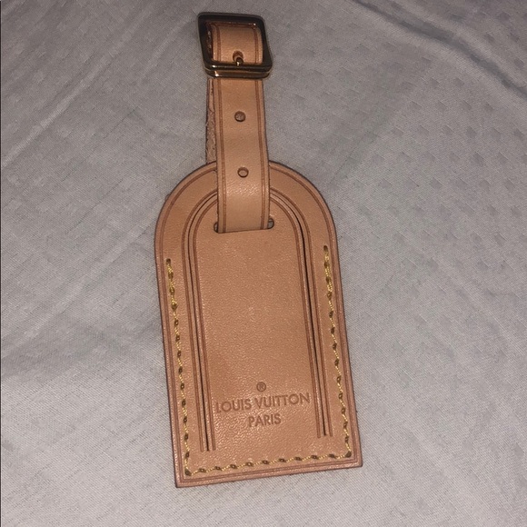 Louis Vuitton Accessories - Louis Vuitton luggage tag